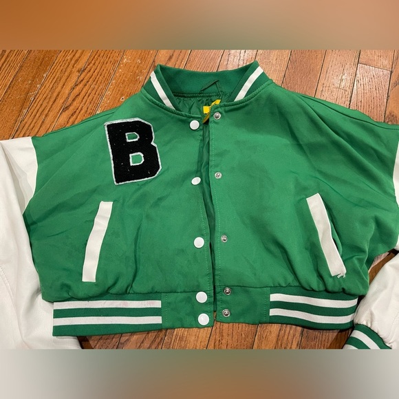 Daisy Green and White Jacket - Picture 4 of 10